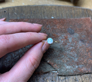 Indie Silver Stone Ring Synthetic White Opal FSR 4