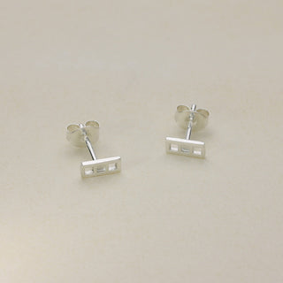 Sterling Silver Stud Earrings JDE18
