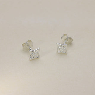 Sterling Silver Stud Earrings JDE22