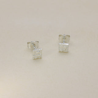 Sterling Silver Stud Earrings JDE25