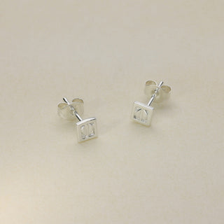 Sterling Silver Stud Earrings JDE26