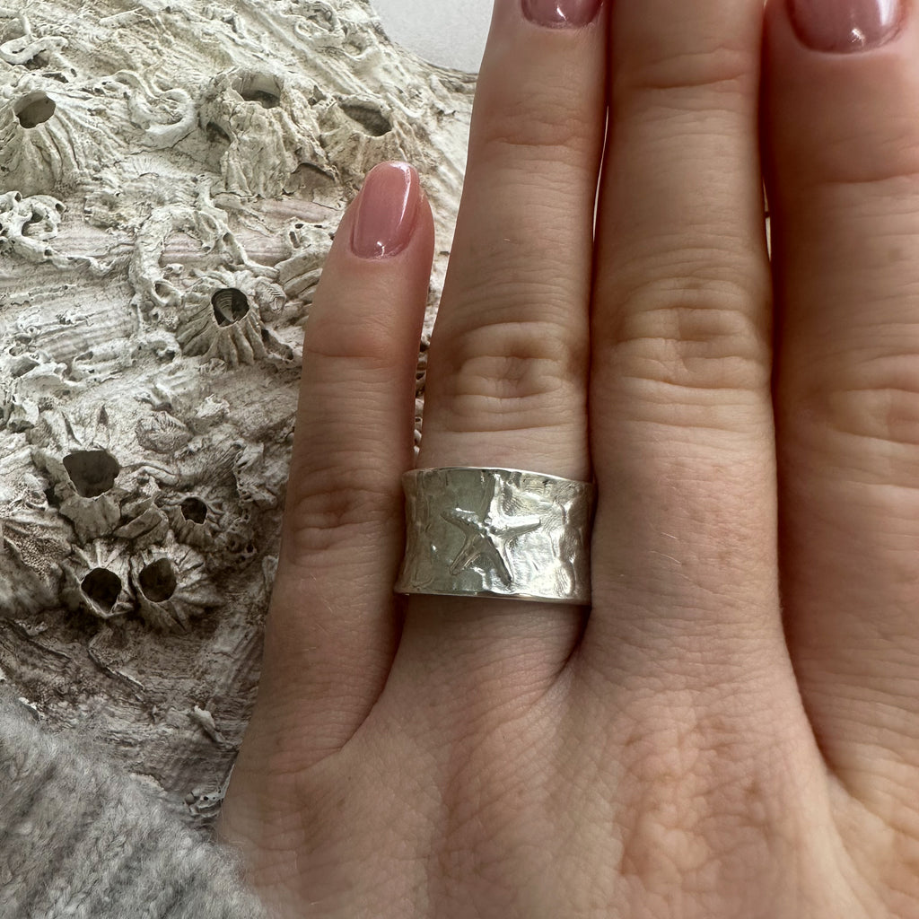 Handstruck Silver Starfish Ring R523 | Fluke Jewellery